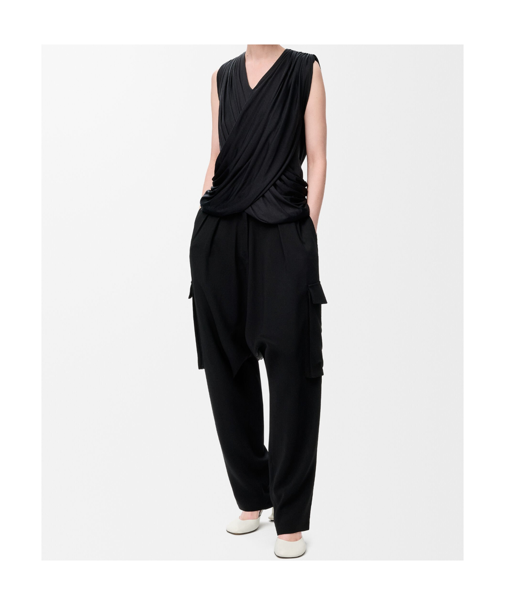 Loewe Womens Black Drop-crotch Woven Trousers In Black