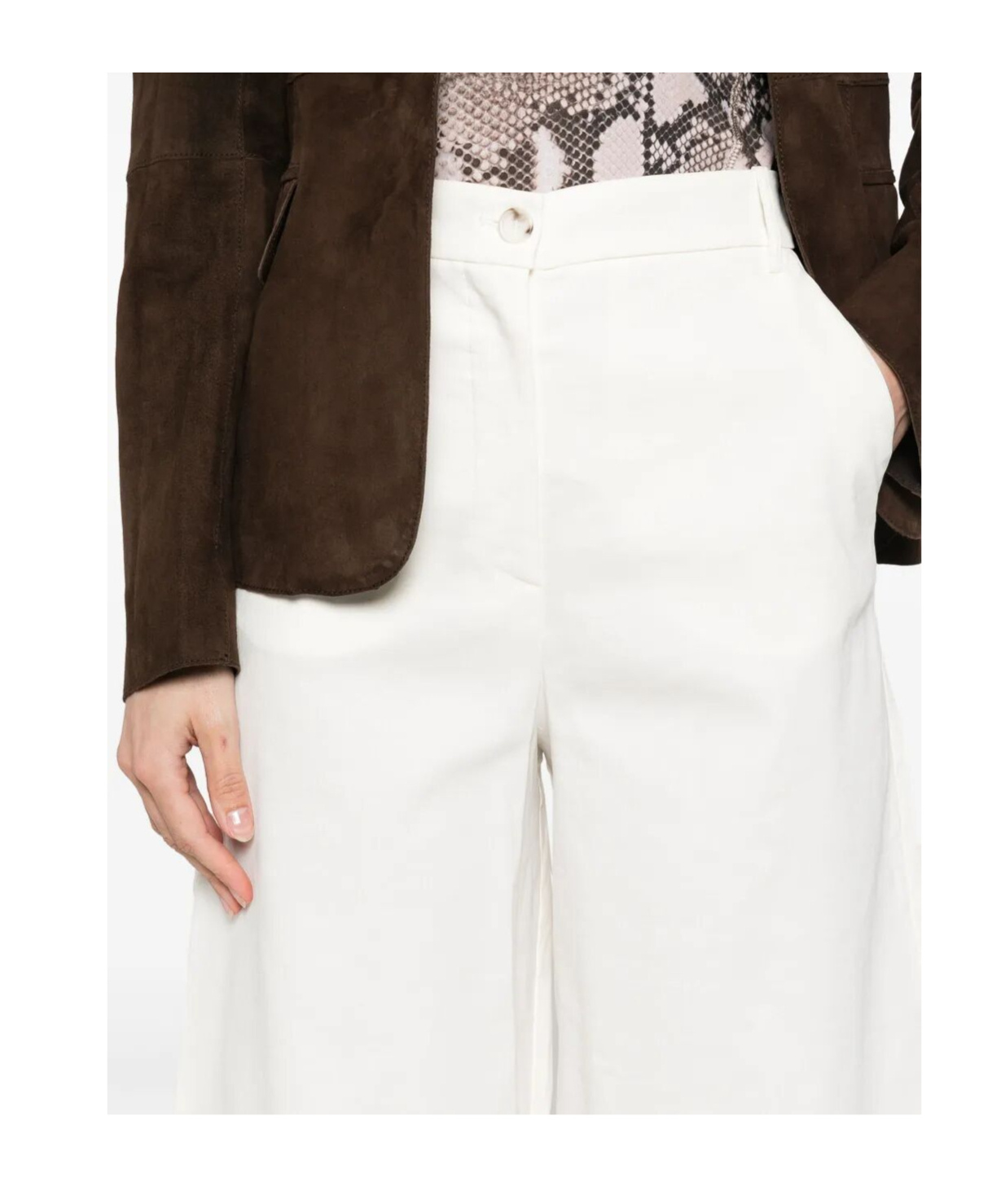 Pinko Tailored White Bermuda Shorts In White