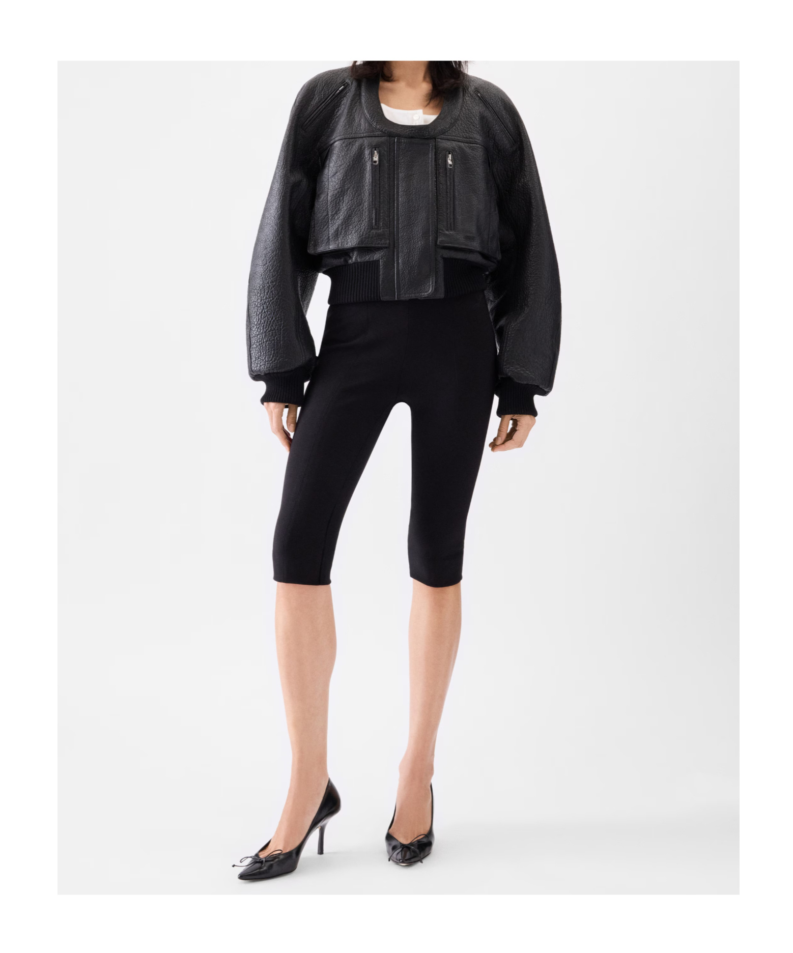 Jacquemus The Capri Pants In Black