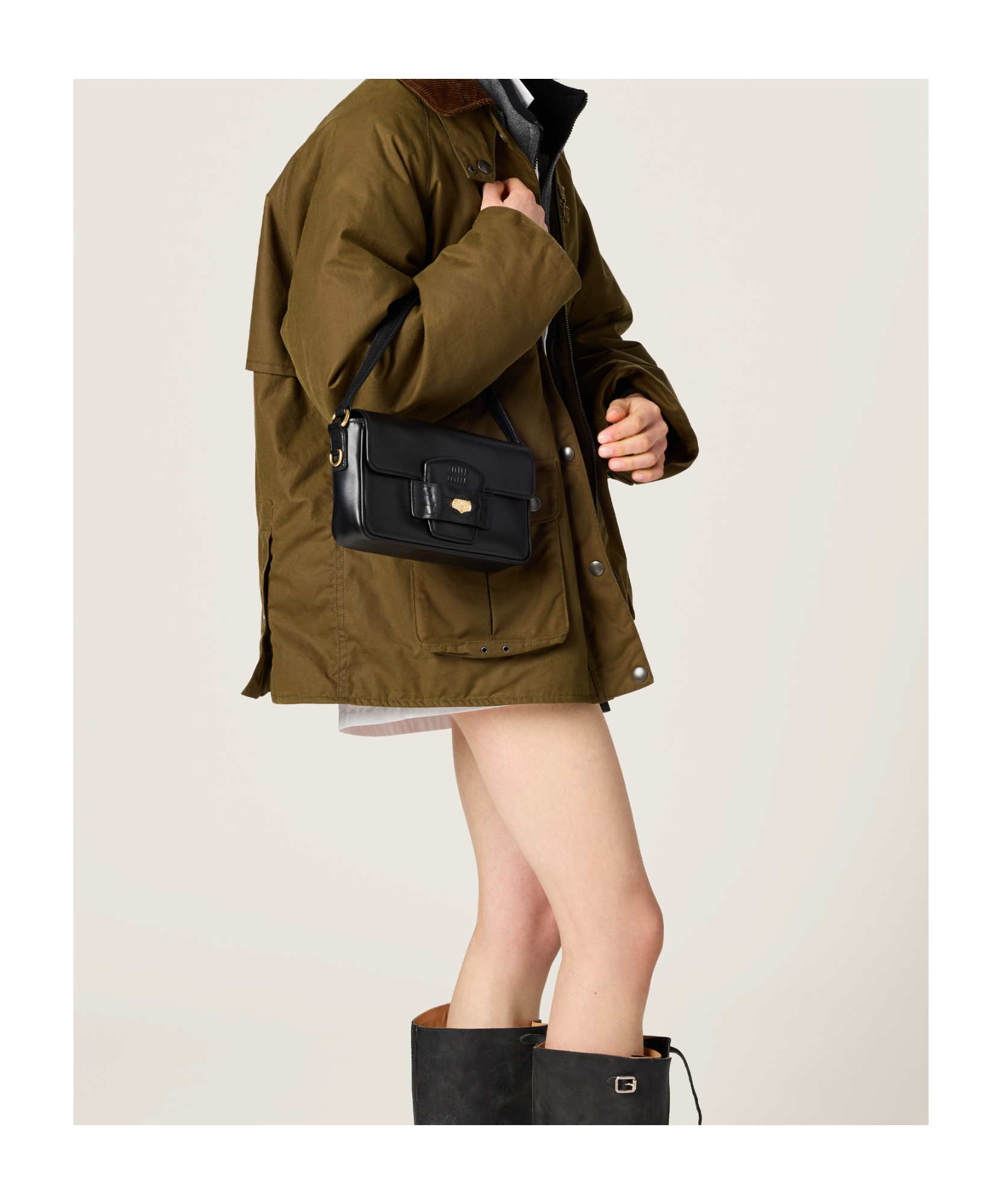 Miu Miu Handbags. In Black