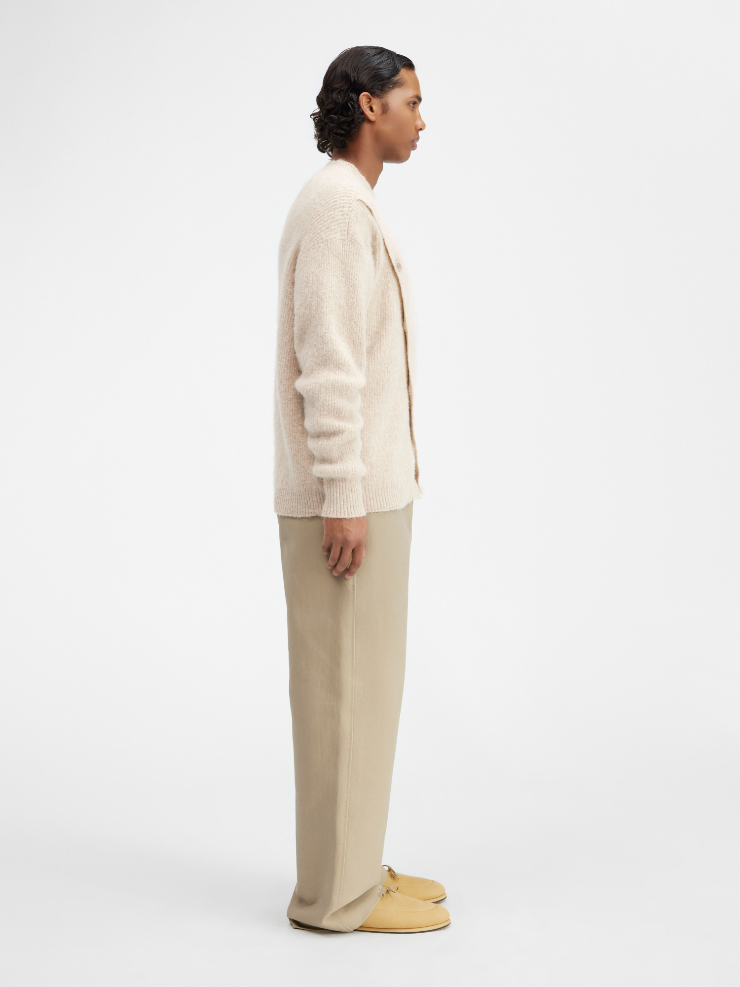 Jacquemus Asymmetrical Buttons Crewneck Knit Sweater In Nude
