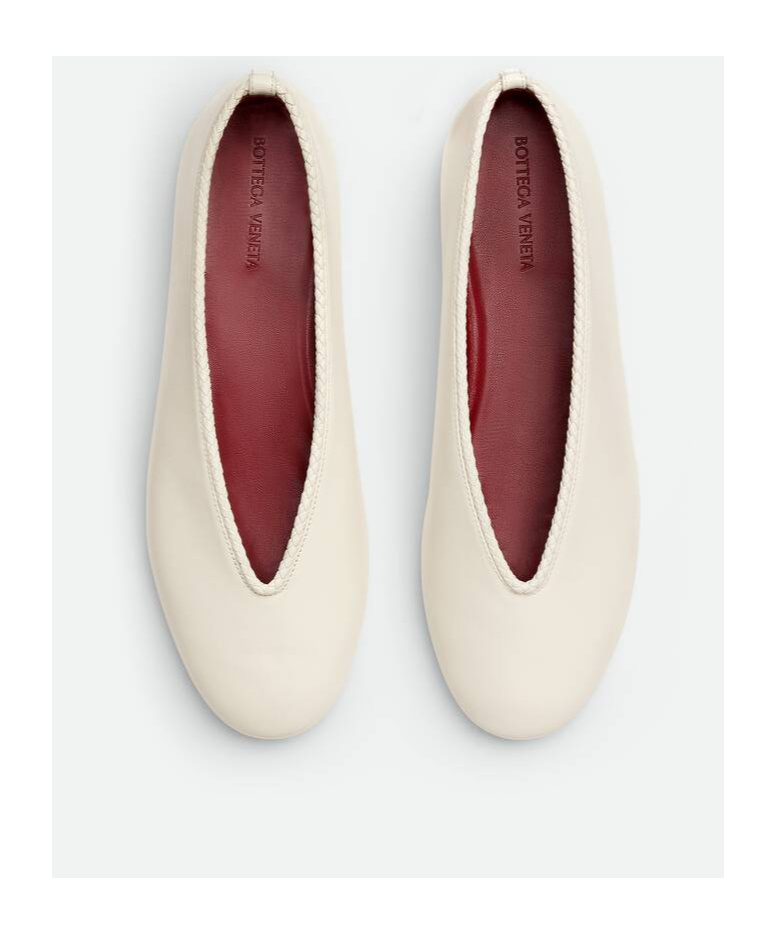 Bottega Veneta Almond Toe Flat Sole Ballerina Shoes In Pink
