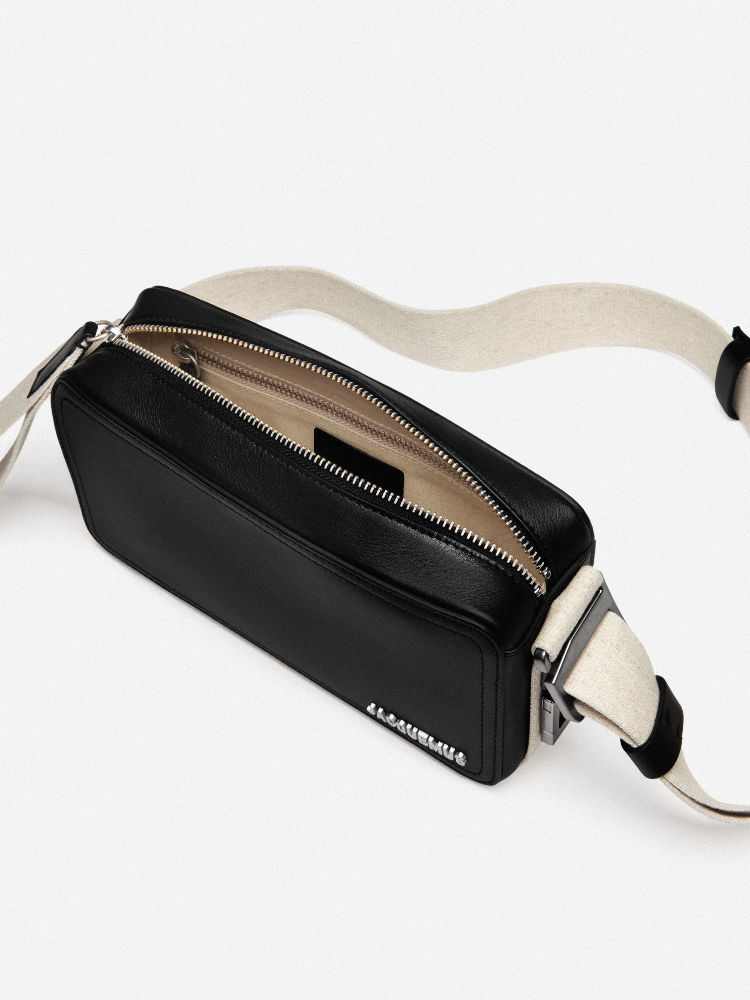 Jacquemus La Cuerda Horizontal Bag In Black