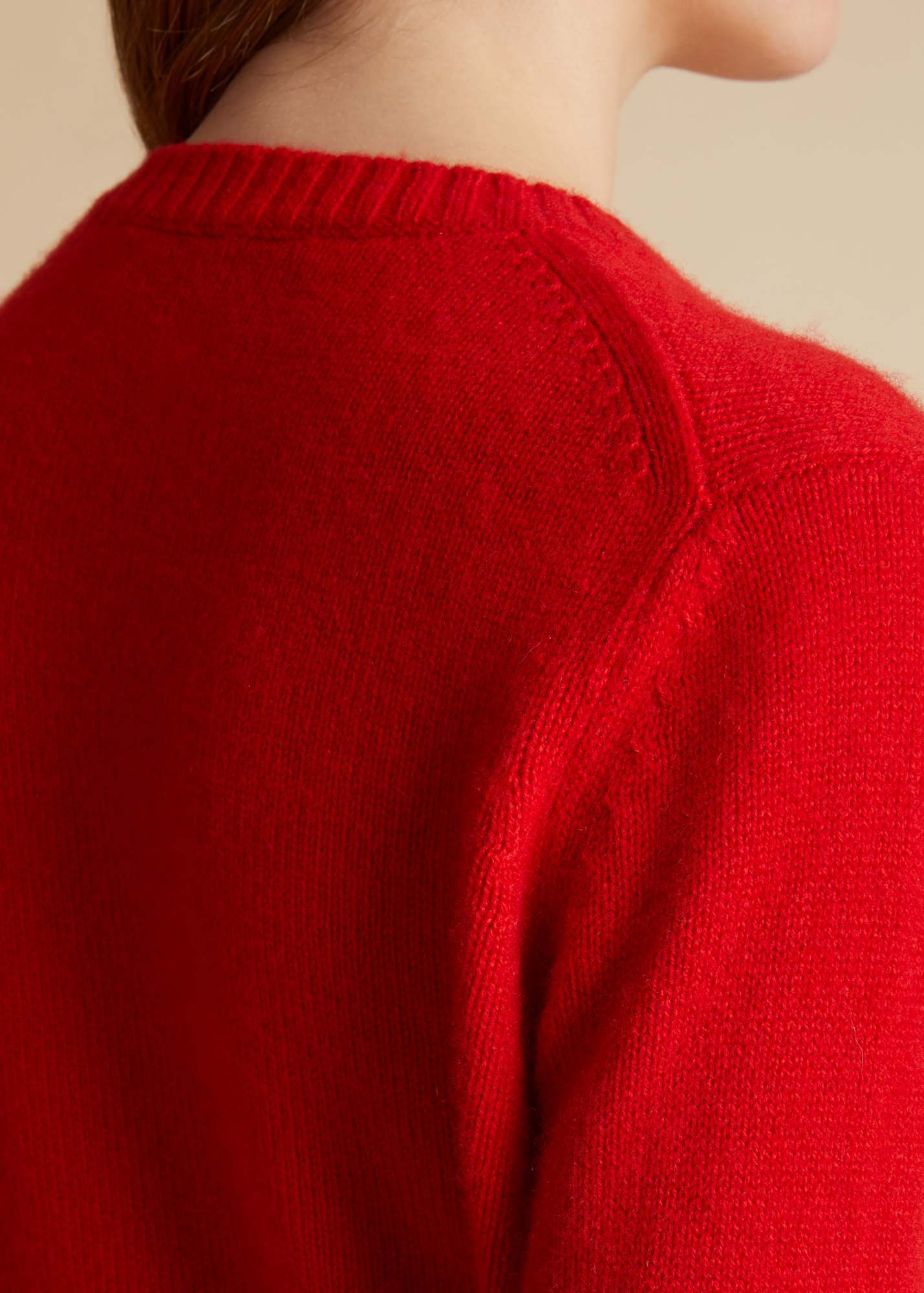 Shop Khaite The Diletta Cashmere Jumper In Red