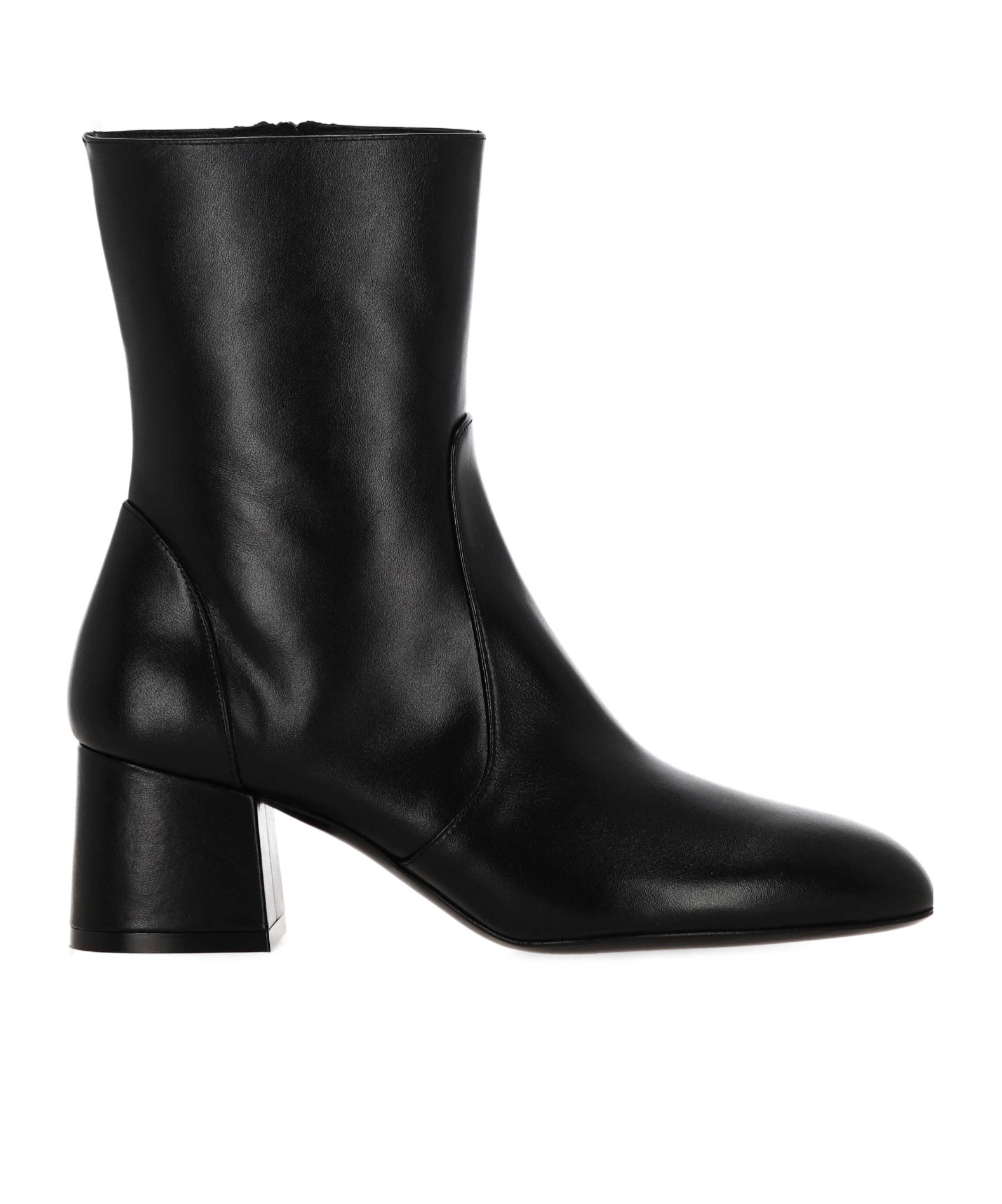 Stuart Weitzman Round Toe Ankle Boots In Black