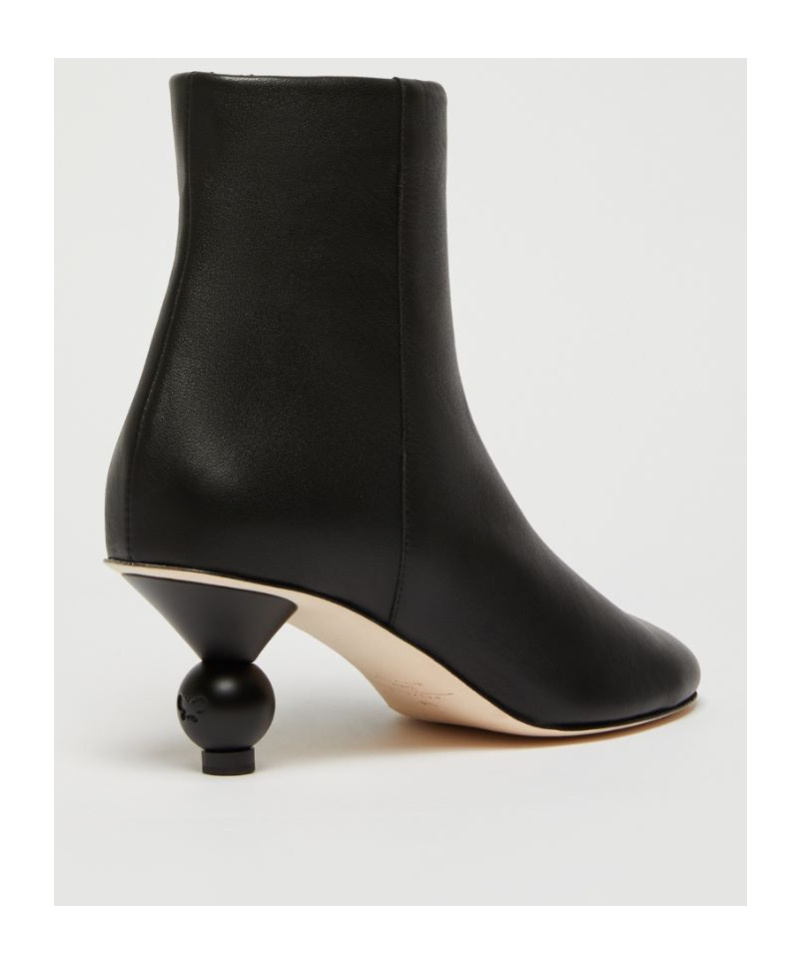 Weekend Max Mara Round-head Short Boots In Black