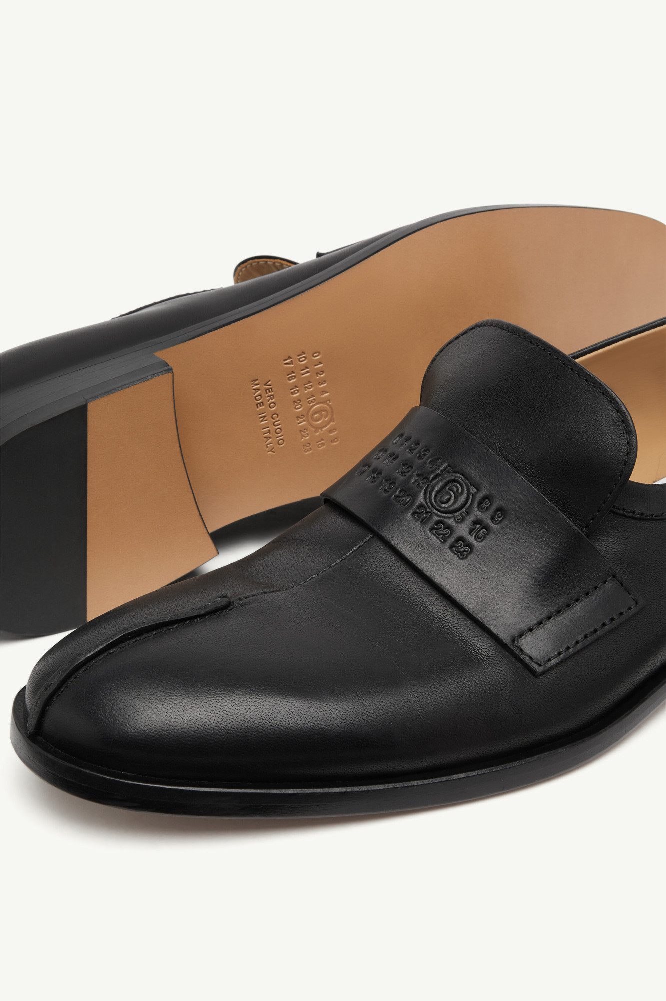 Mm6 Maison Margiela New Classic Stitch Moccasins In Black