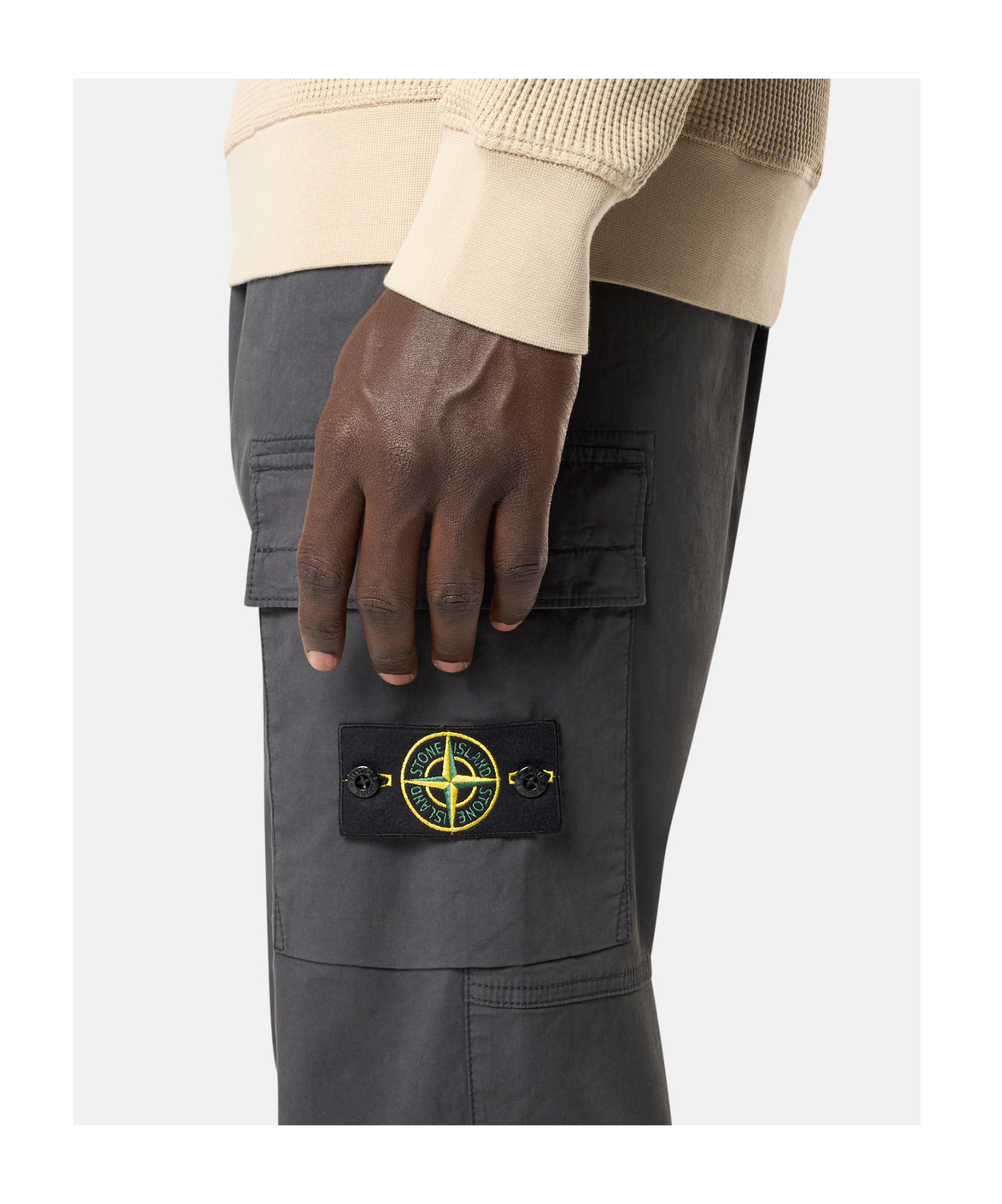 Stone Island Compass-motif Cargo Trousers In Gray