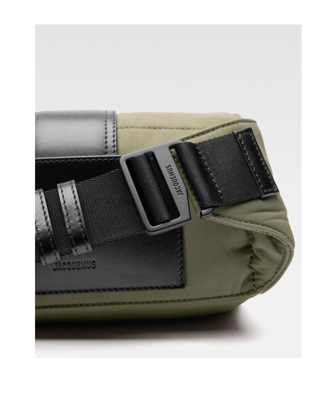 Jacquemus La Banane Bambino Cotton Belt Bag In Green