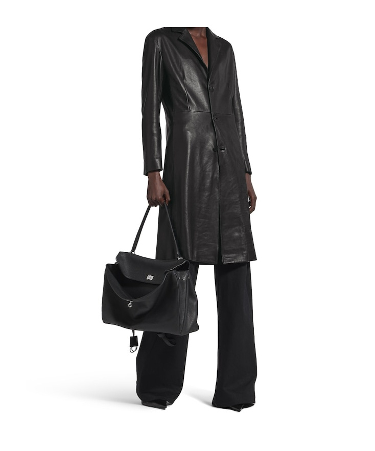 Balenciaga Women's Fitted Coat In Black In Black