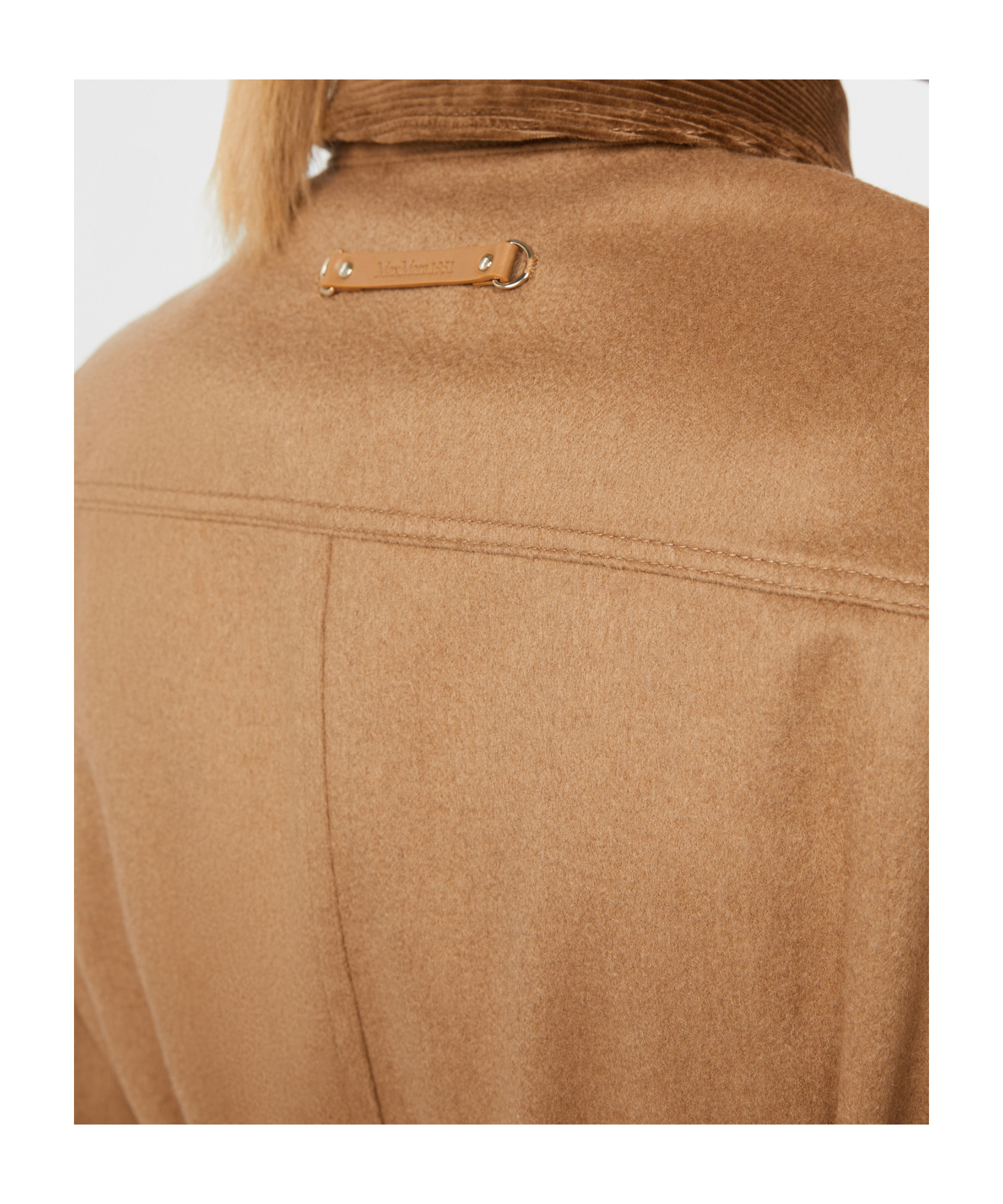 Max Mara Long-sleeved Casual Jacket In Nude