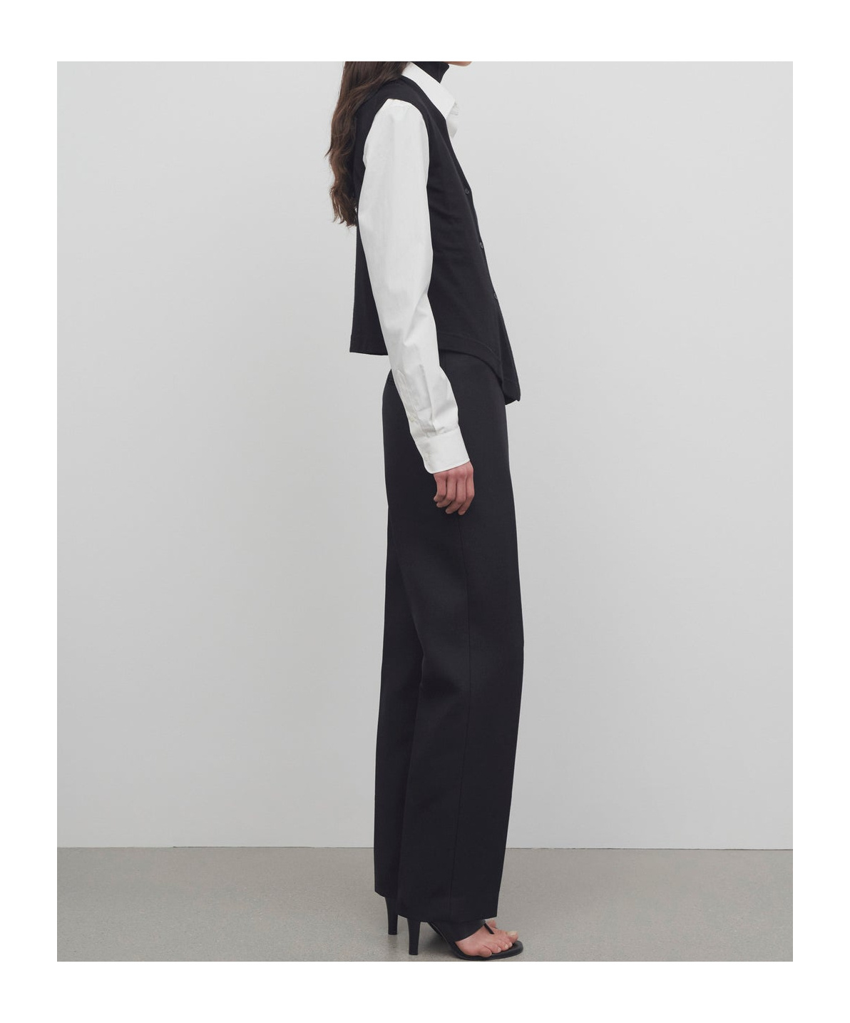 The Row Vesco Freshly Cut Wool Pants In Black