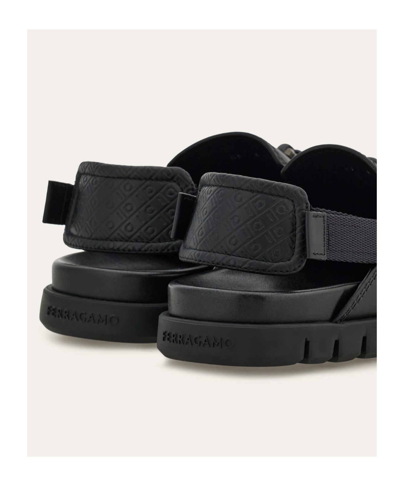 Ferragamo Gancini Buckle Mule In Black