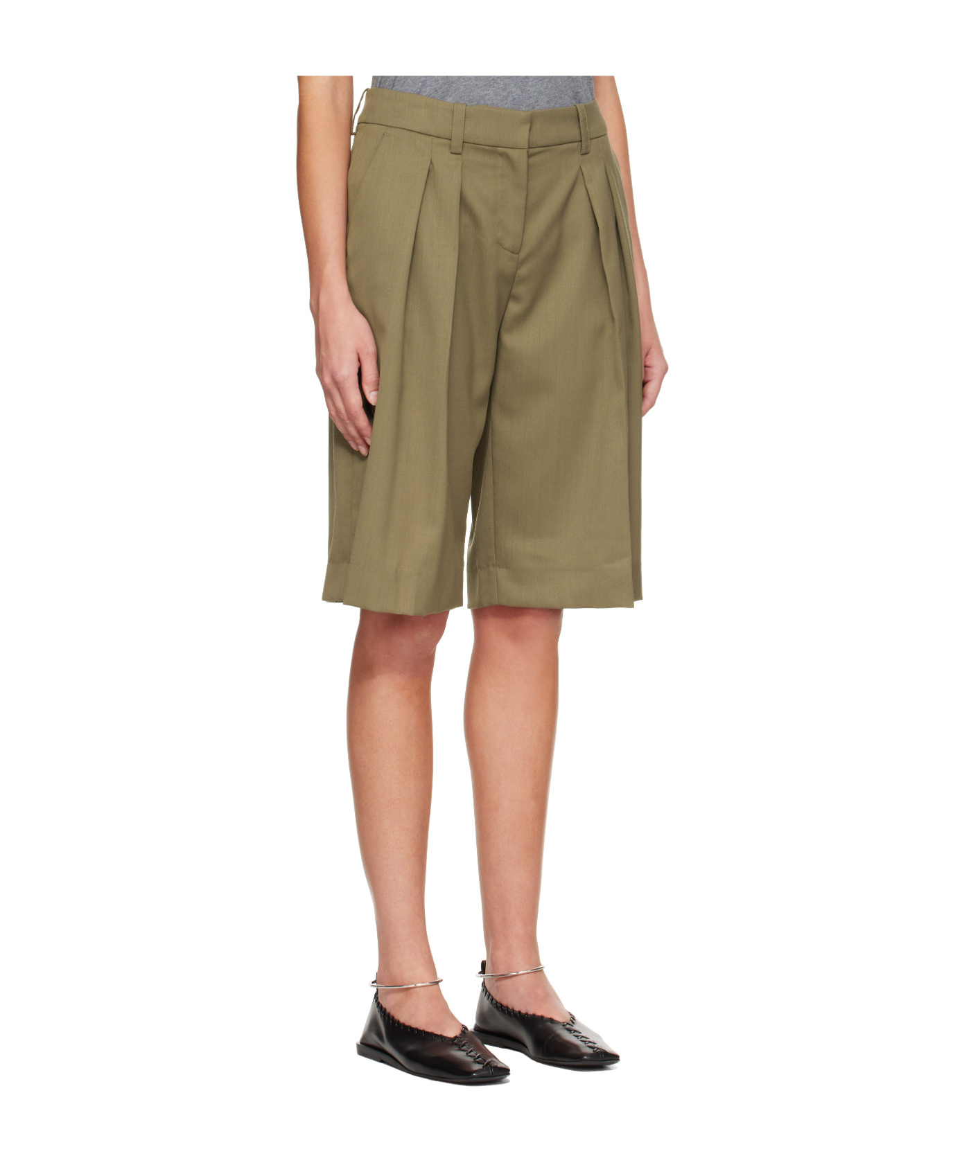 The Frankie Shop Bilbao Pleated Bermuda Shorts In Green