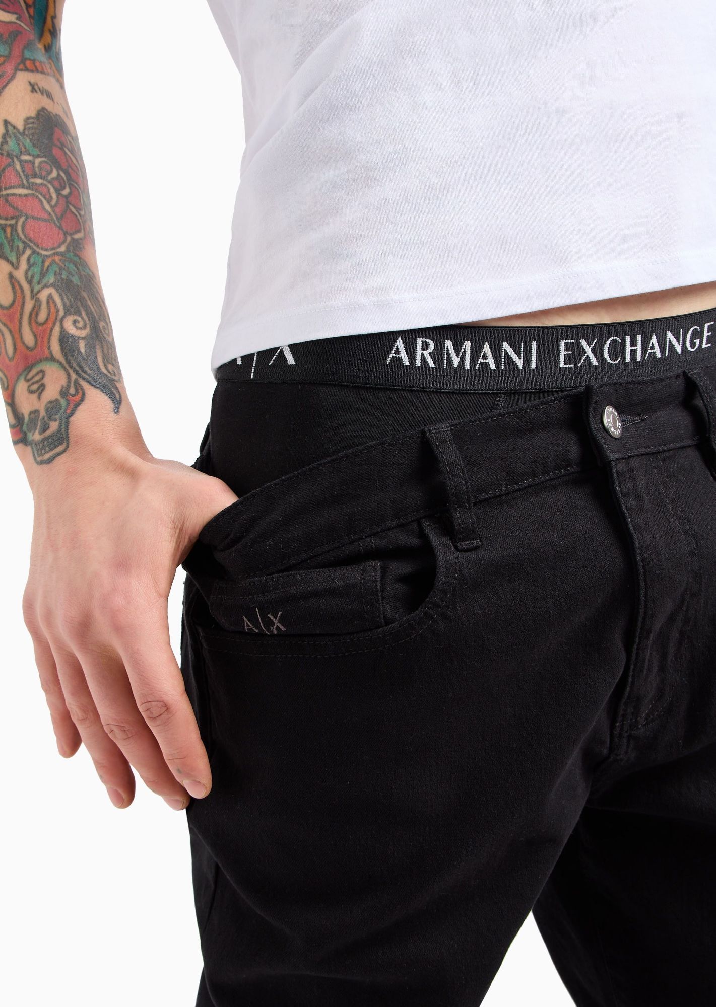 ARMANI EXCHANGE STRAIGHT-LEG JEANS
