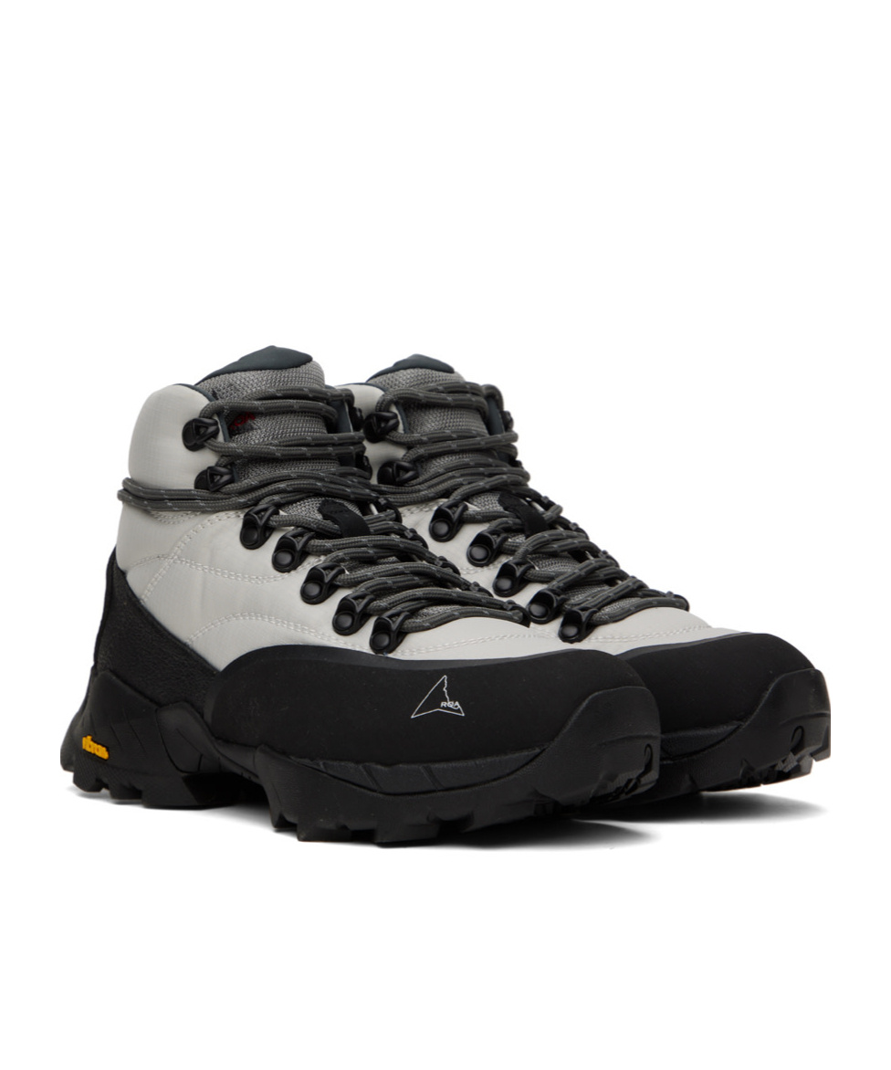 Roa Gray Andreas Strap Boots In Black