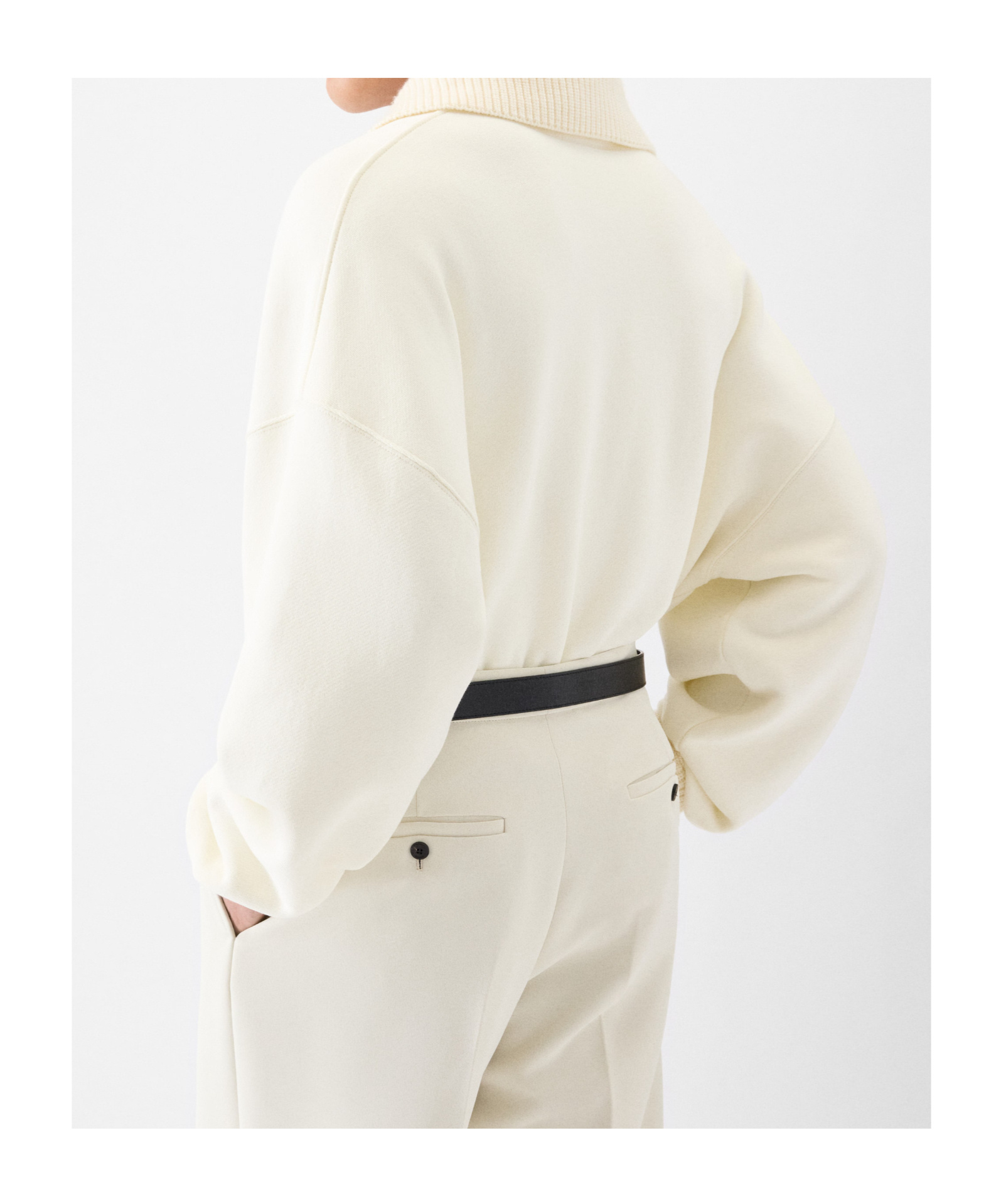 Jacquemus Ribbed Collar Long Sleeves Sweater In Neutral