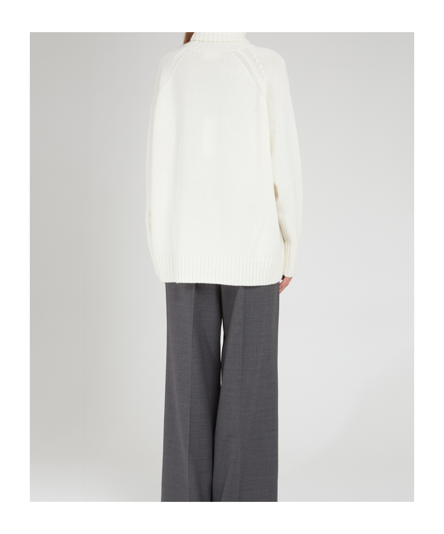 P.A.R.O.S.H LONG-SLEEVED TURTLENECK SWEATER