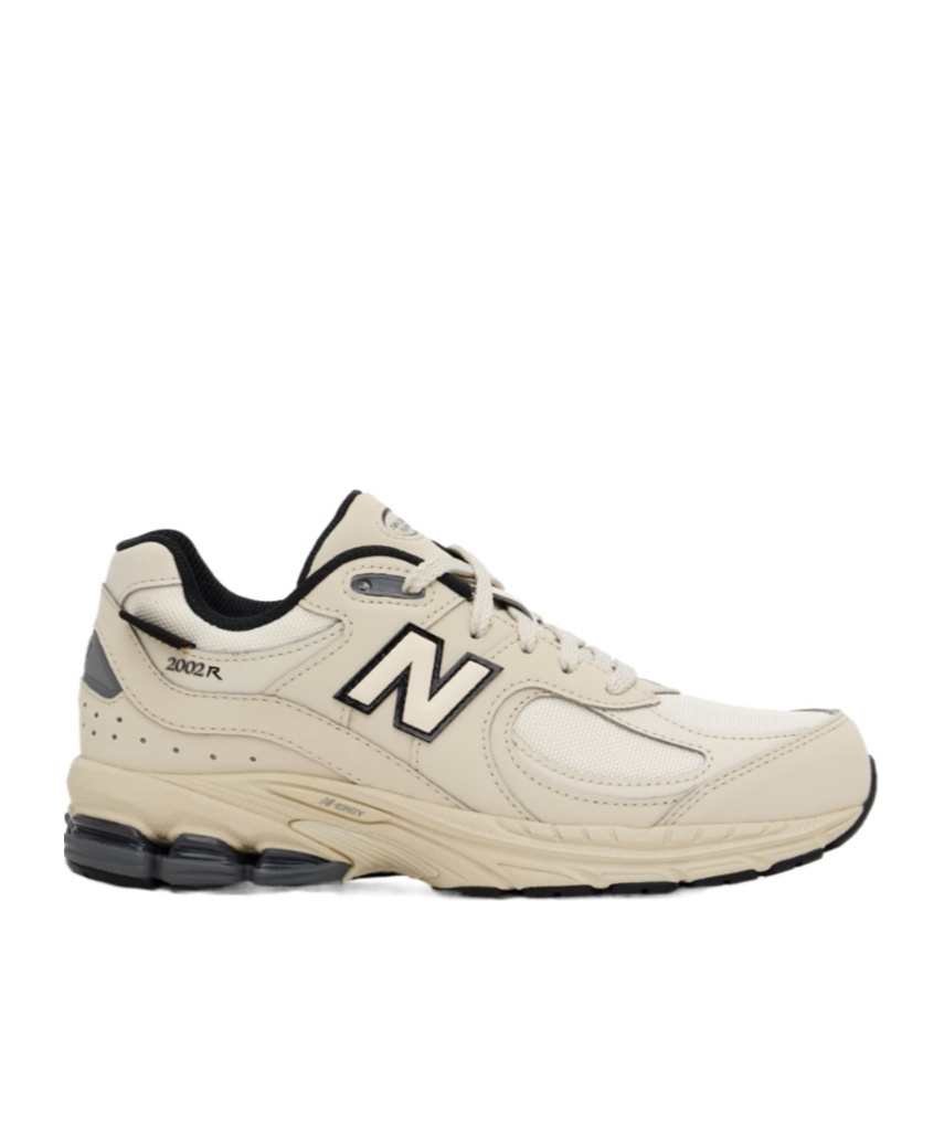New Balance Boys  2002r In Timberwolf/black