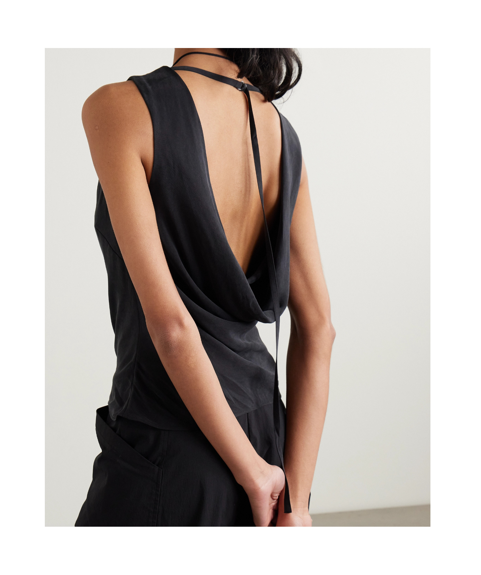 St Agni Sauerland Fine Ring Raw Fiber Blended Top In Black