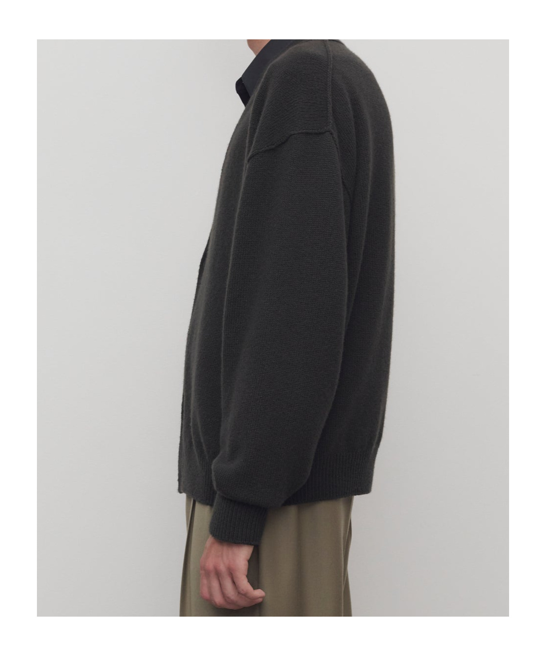 The Row Mats Cashmere Cardigan In Black