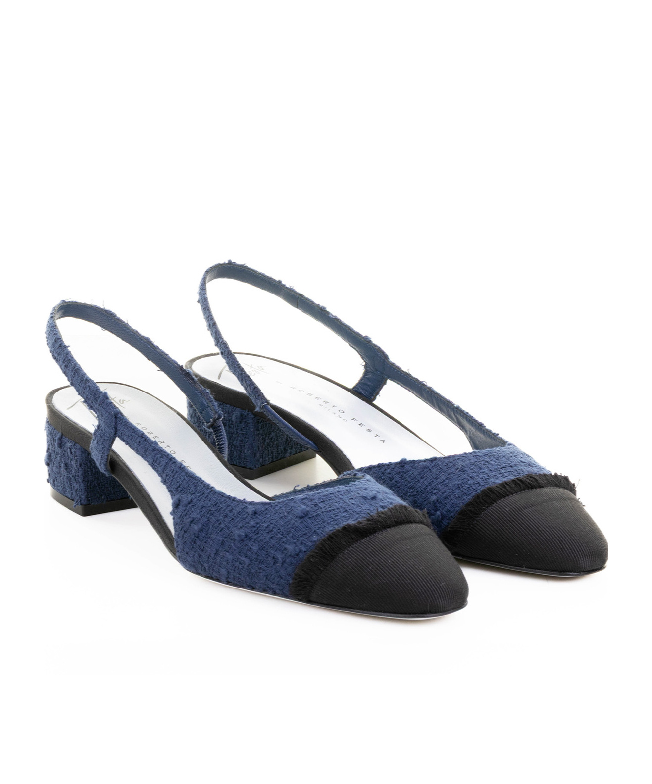 ROBERTO FESTA ROUND TOE FLAT SANDALS