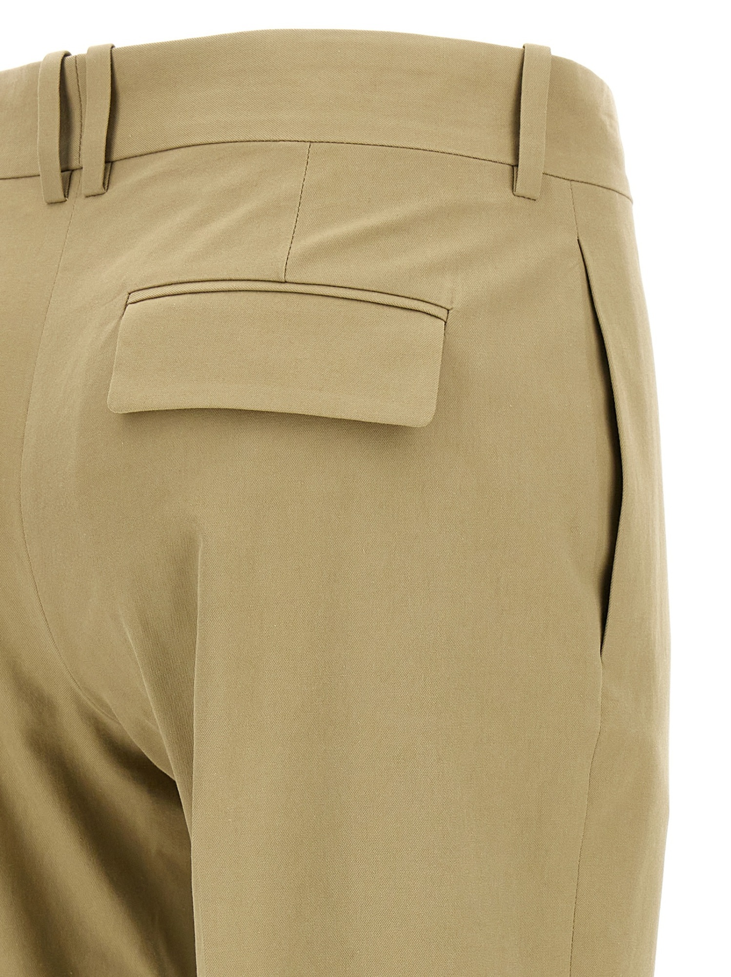 The Row Belt-loop Casual Pants In Green