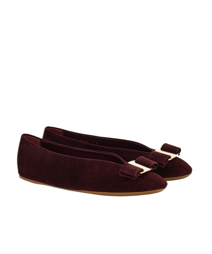 Ferragamo Bow Detail Flat Sole Ballerina Shoes In Burgundy