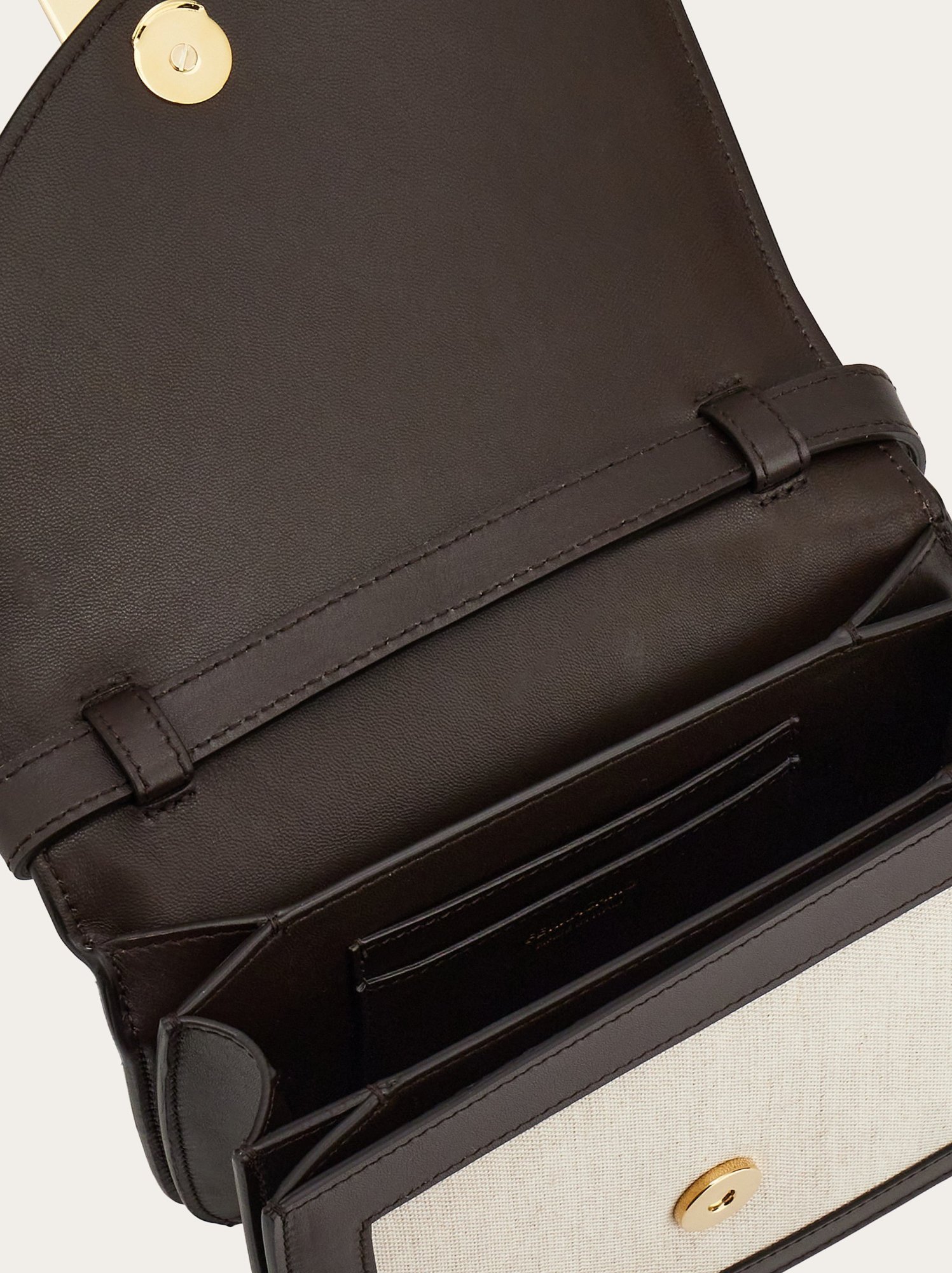 Ferragamo Stylish Shoulder Bag Adjustable Strap In Pink