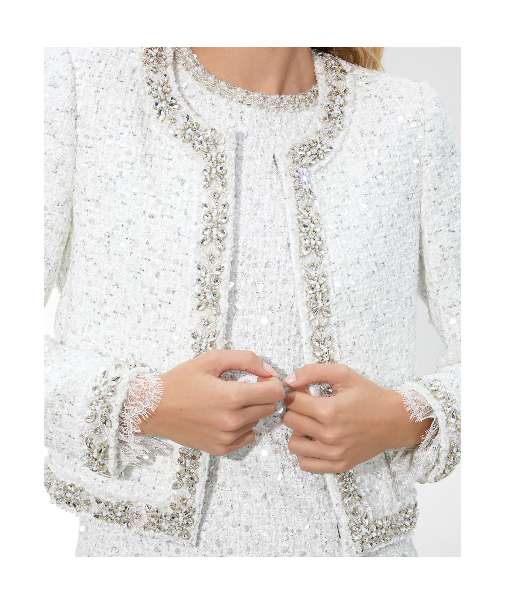 Alice And Olivia Long-sleeved Casual Jacket In White