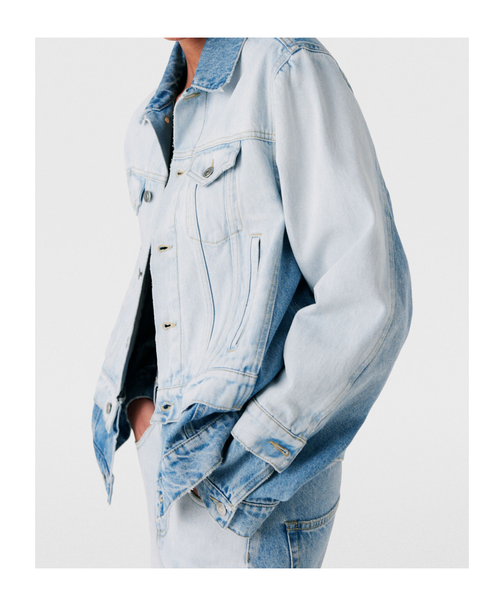 Stella Mccartney Contrast-matched Denim Jacket In White