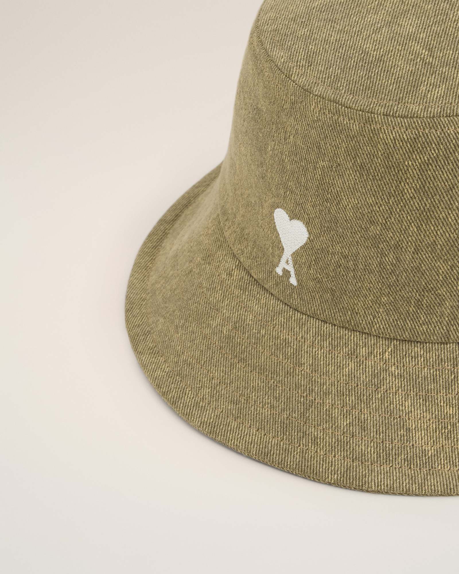 Ami Alexandre Mattiussi Green Cotton Ami De Coeur Embroidery Bucket Hat Green In Nude