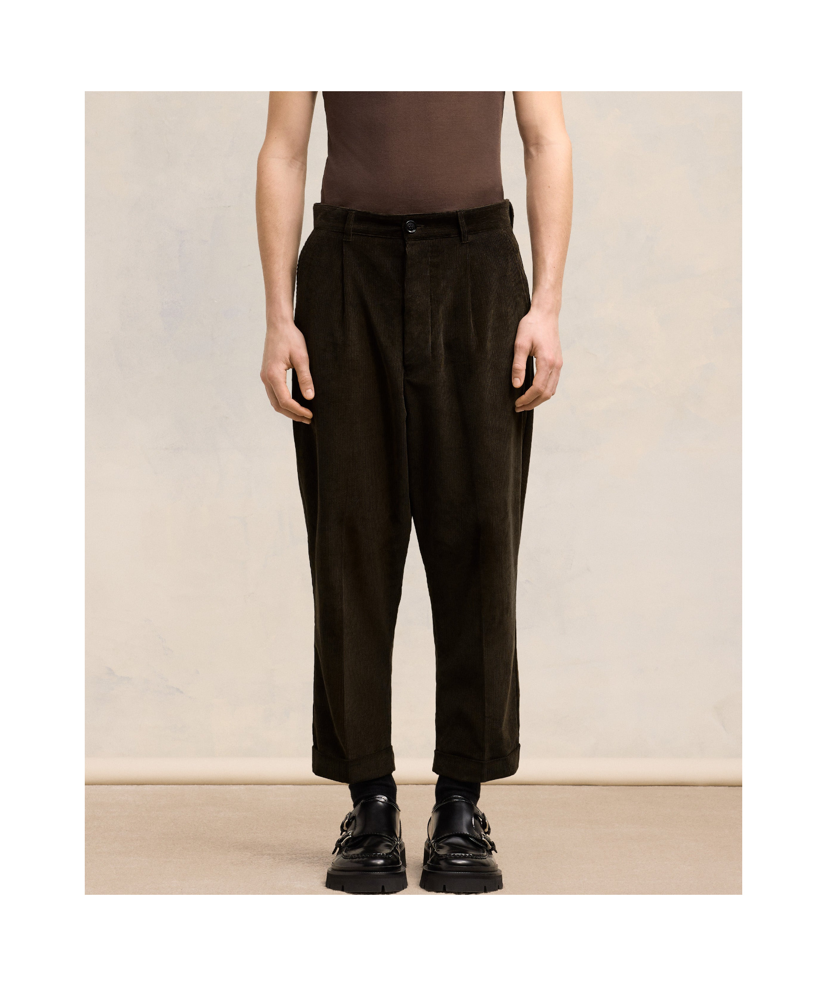 Shop Ami Alexandre Mattiussi Ami Paris Logo-patch Pleated Trousers In Black