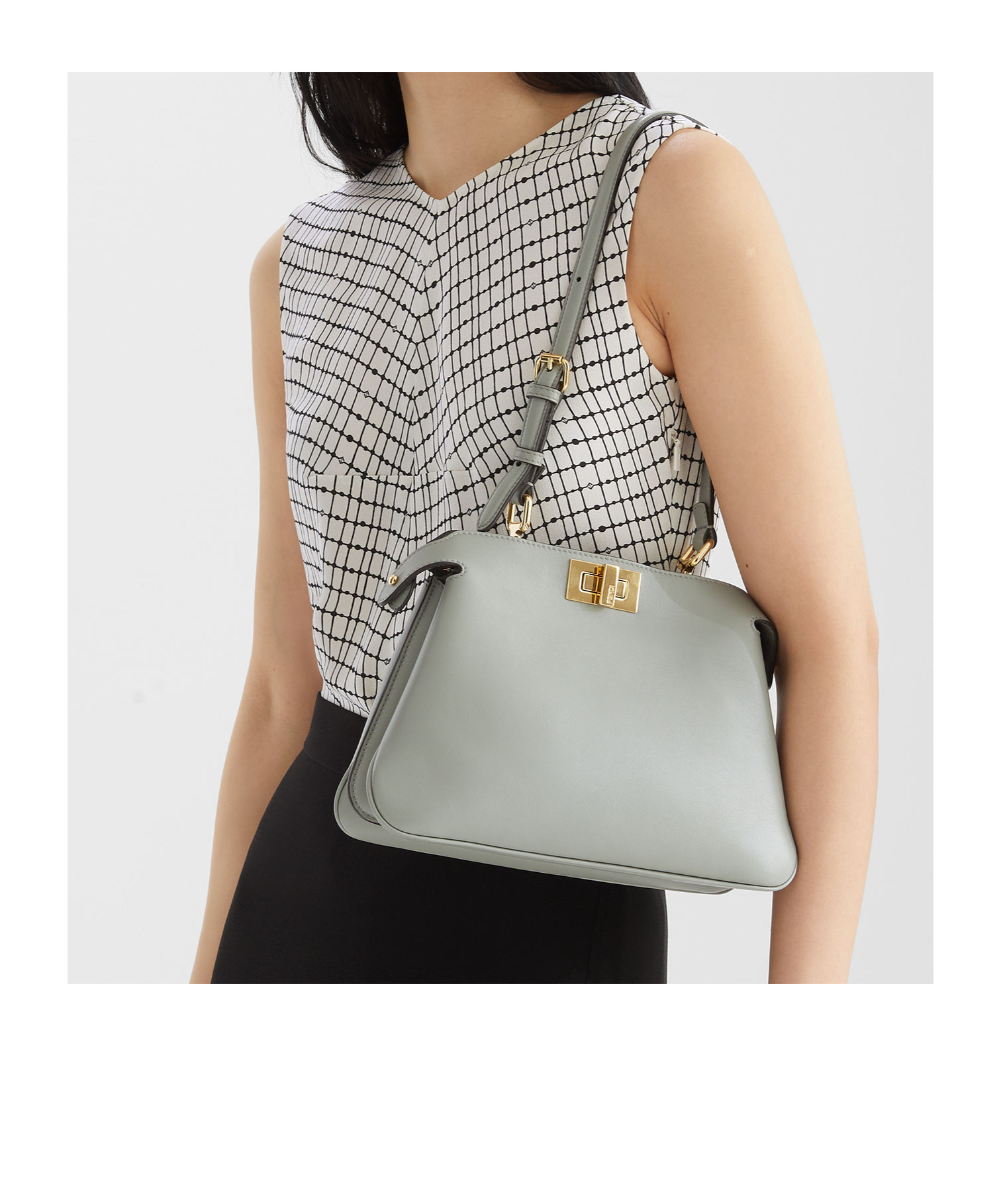 Fendi Green Peekaboo Shoulder Bag In Gray