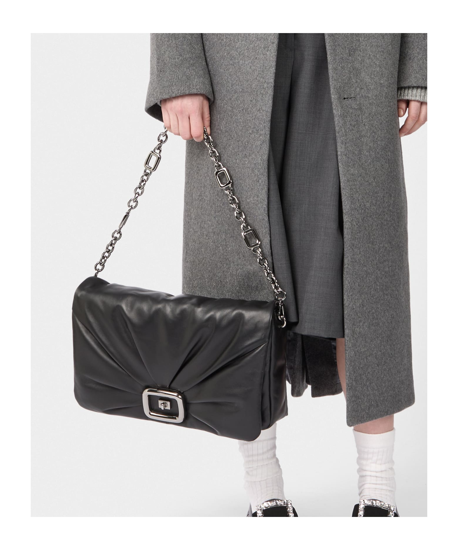 Roger Vivier Pleated Shoulder Bag In Black