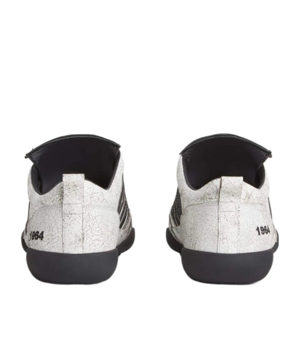 Dsquared2 Soccer Lace-up Low Top Sneakers In White