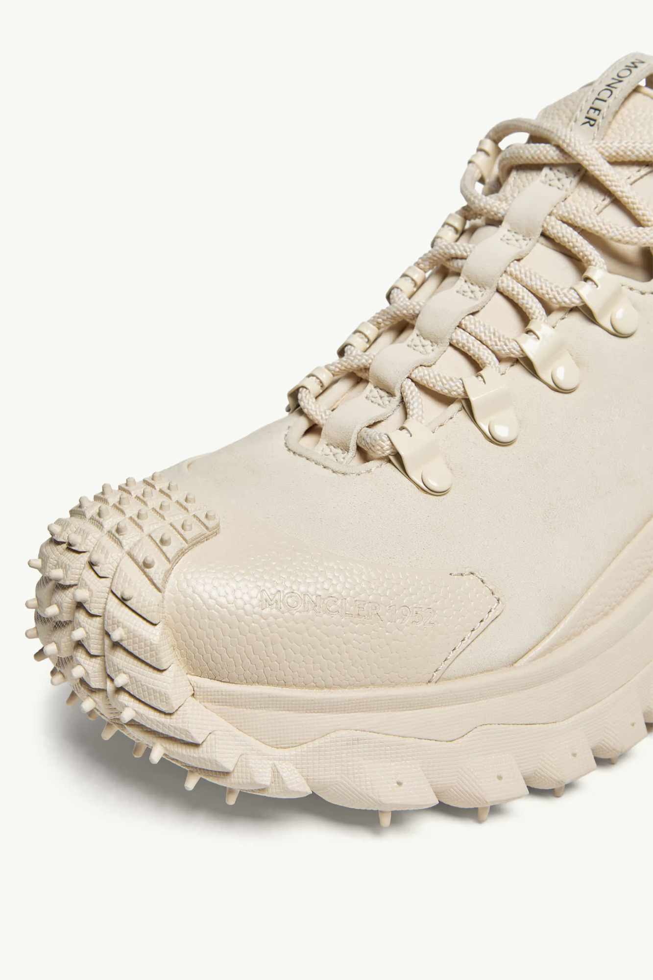 Moncler Trailgrip Apex2gtx Nubuck  Leather Trainers In White