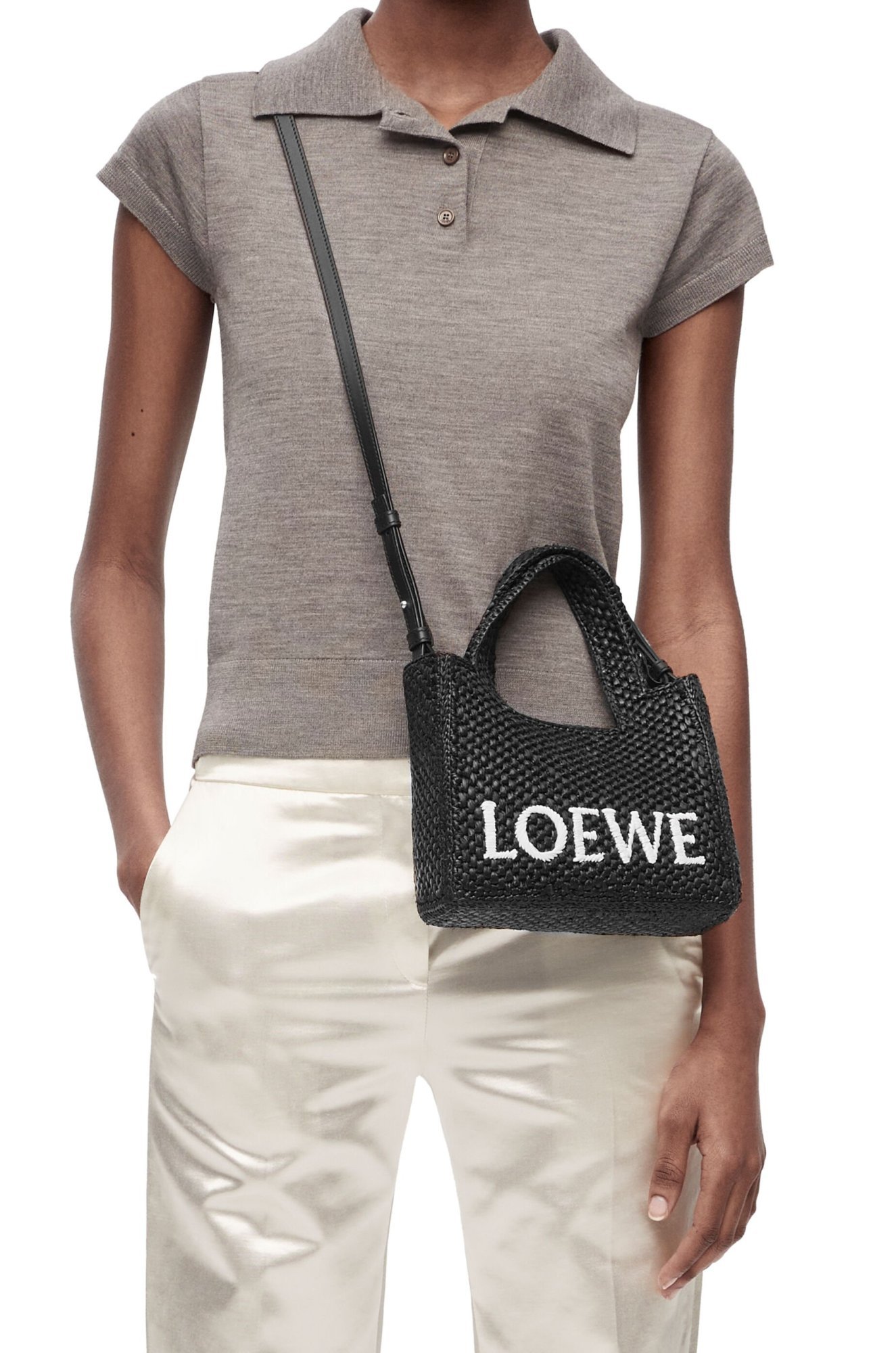 Loewe X Paula's Ibiza Font Logo Mini Tote Bag In Raffia In Black