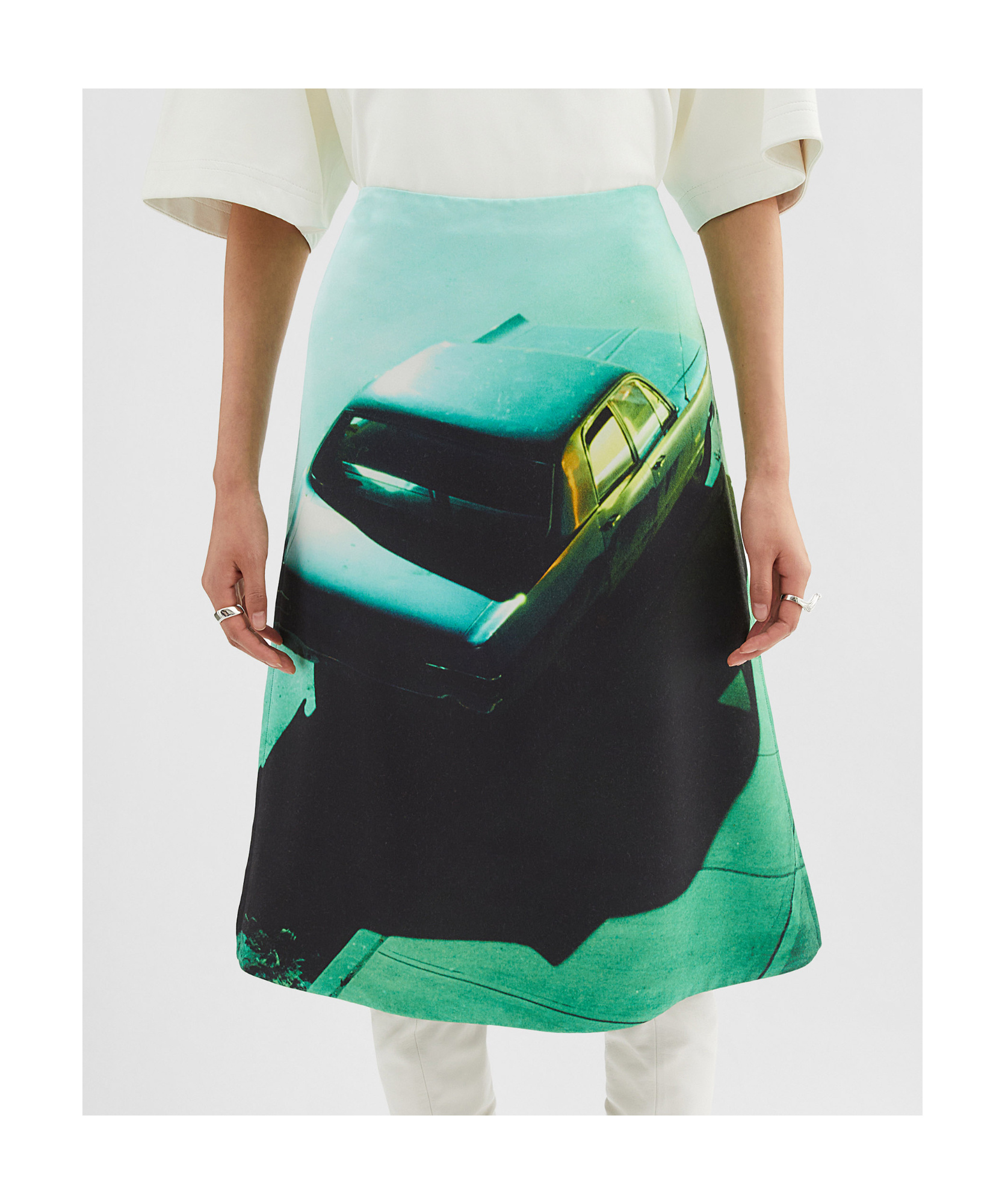 Jil Sander Knee-length Heavy Viscose Satin Printed Skirt In Black