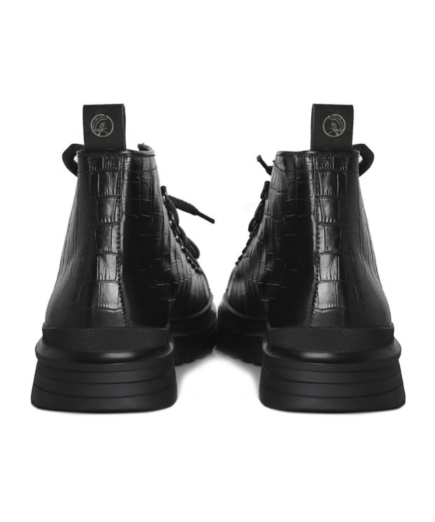 Giuliano Galiano Round Toe Lace-up Boots In Black