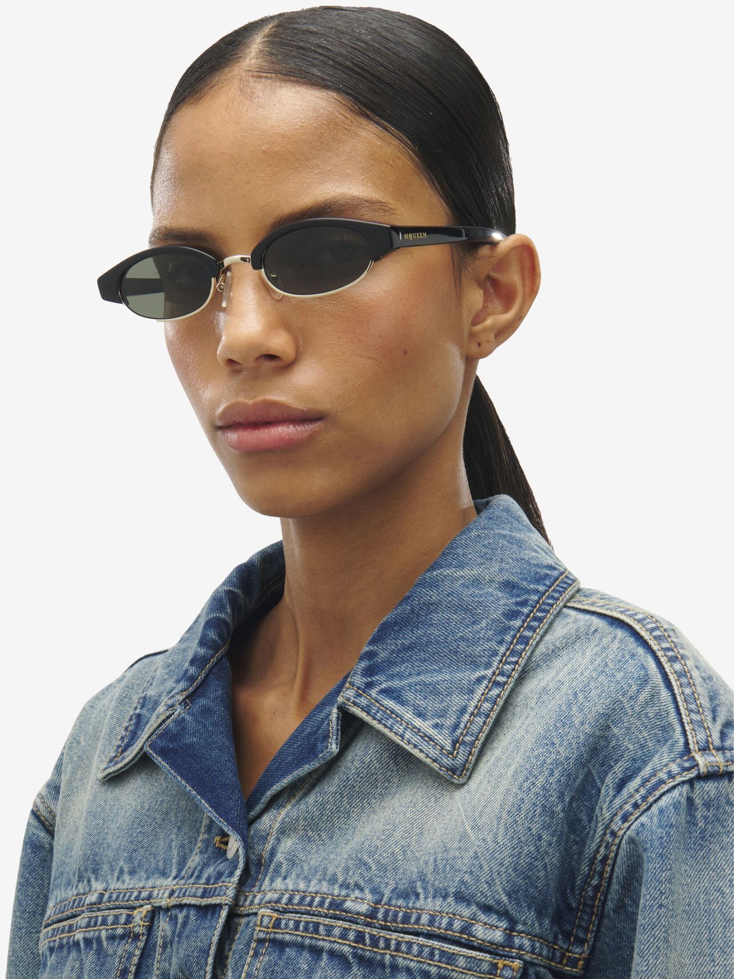 Alexander Mcqueen Oval Sunglasses In Black