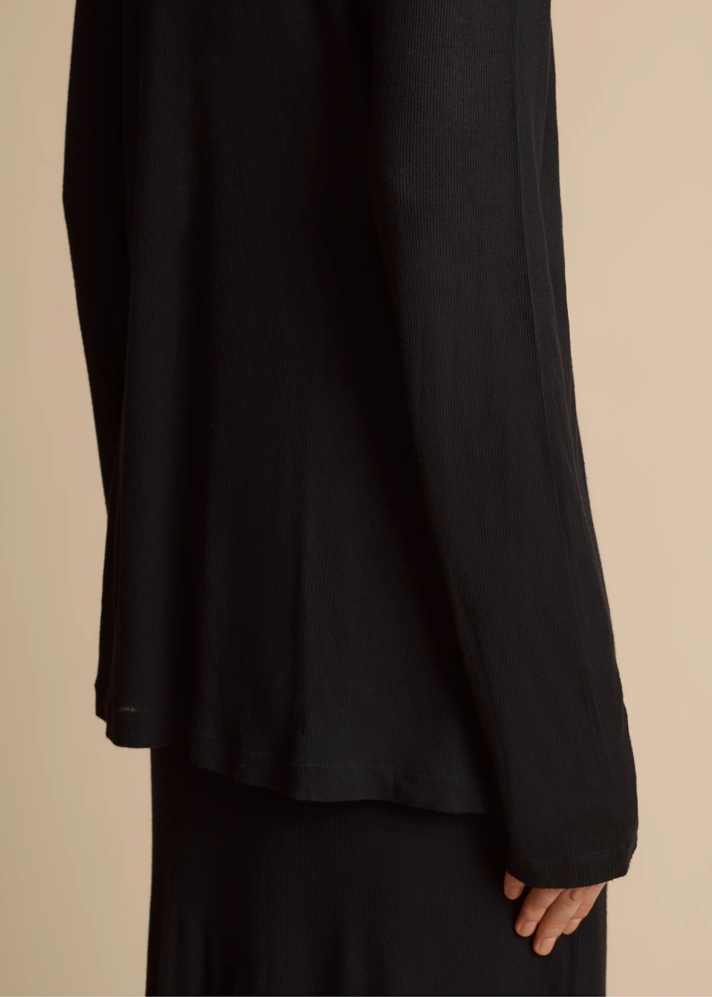Khaite Round Collar And Long-sleeved T-shirt In Black