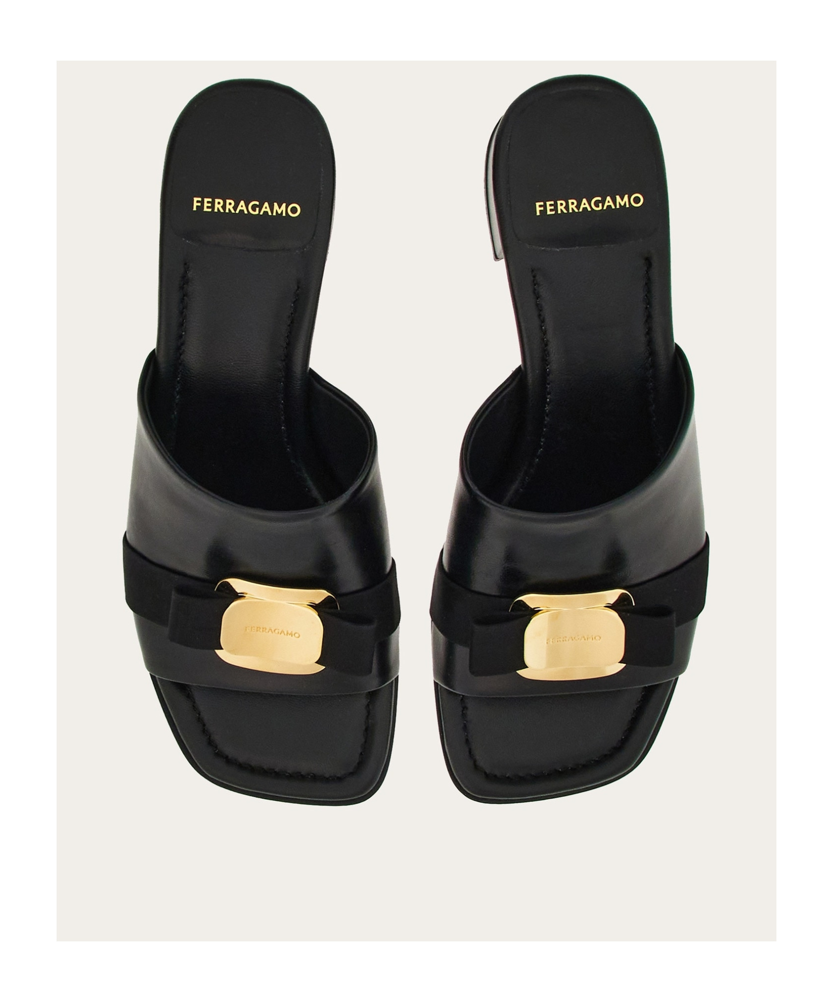 Ferragamo Vilna Leather Bow Mule Sandals In Black