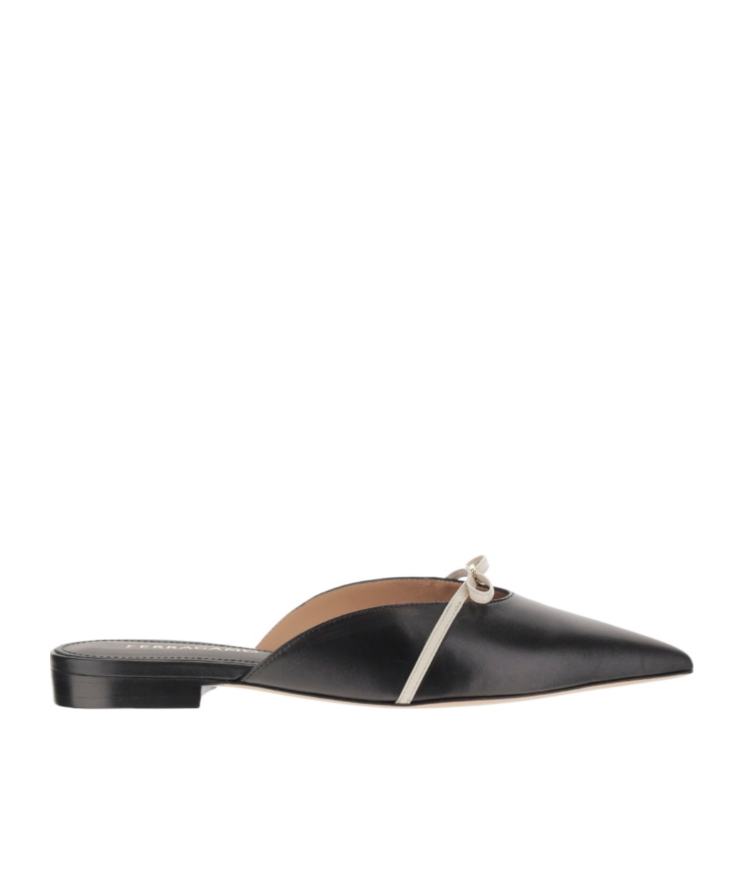 Ferragamo Pointed Muller Shoes In Black