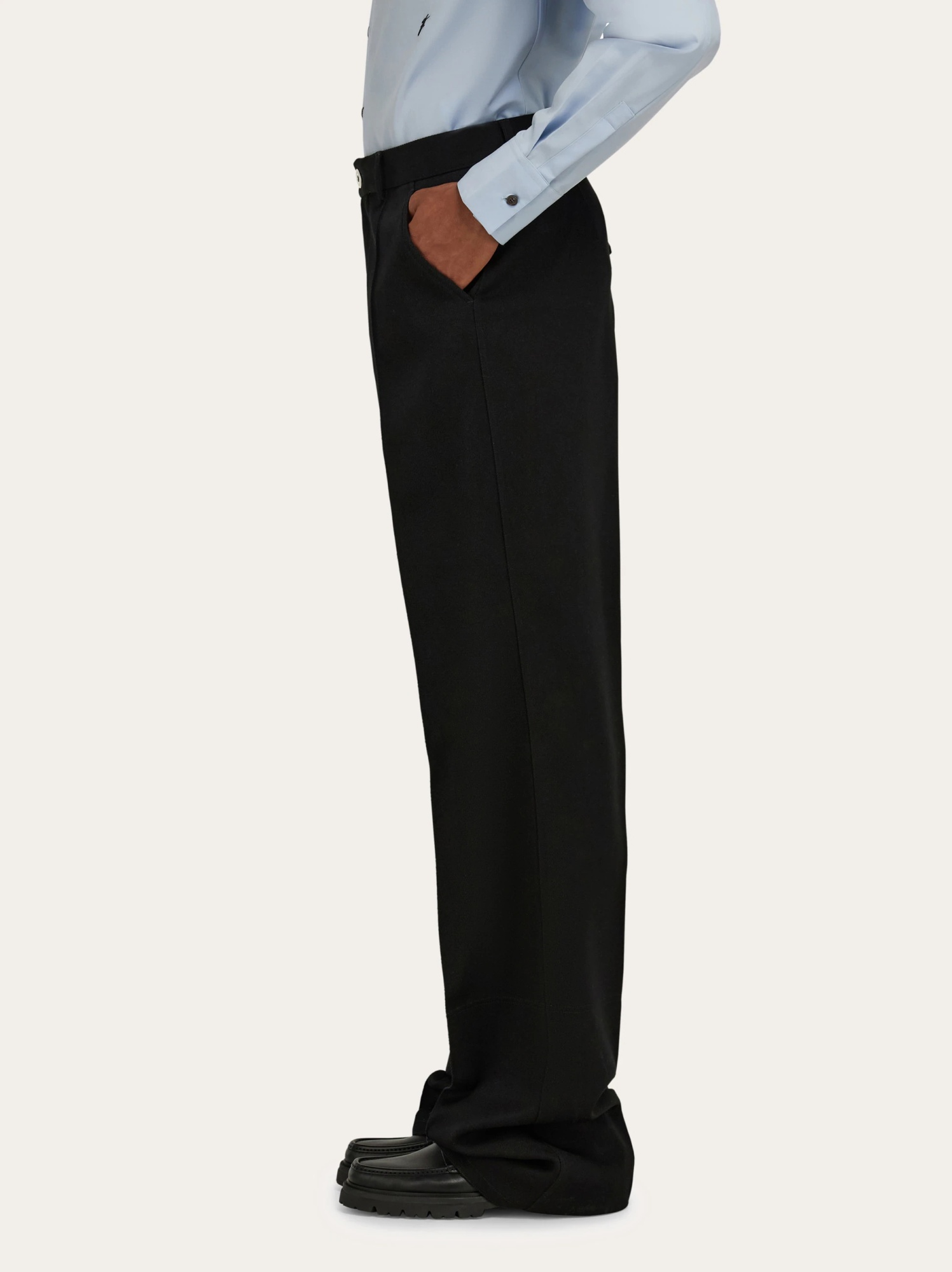 Ferragamo Belt-loop Wool Casual Pants In Black