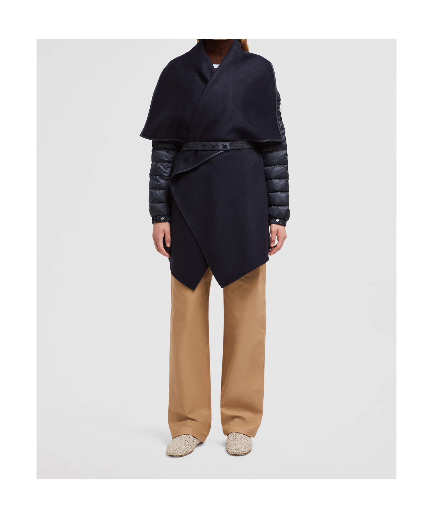 Moncler Cape En Feutre De Laine Matelassé In Blue