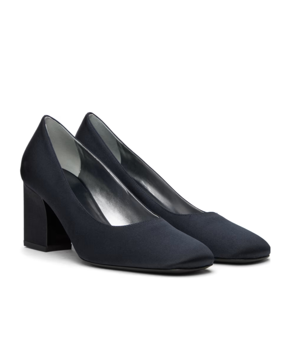 The Row Fiore Square Heels In Black