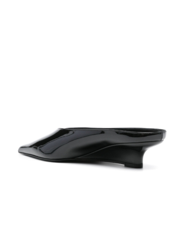 Totême 35mm Patent-leather Mules In Black