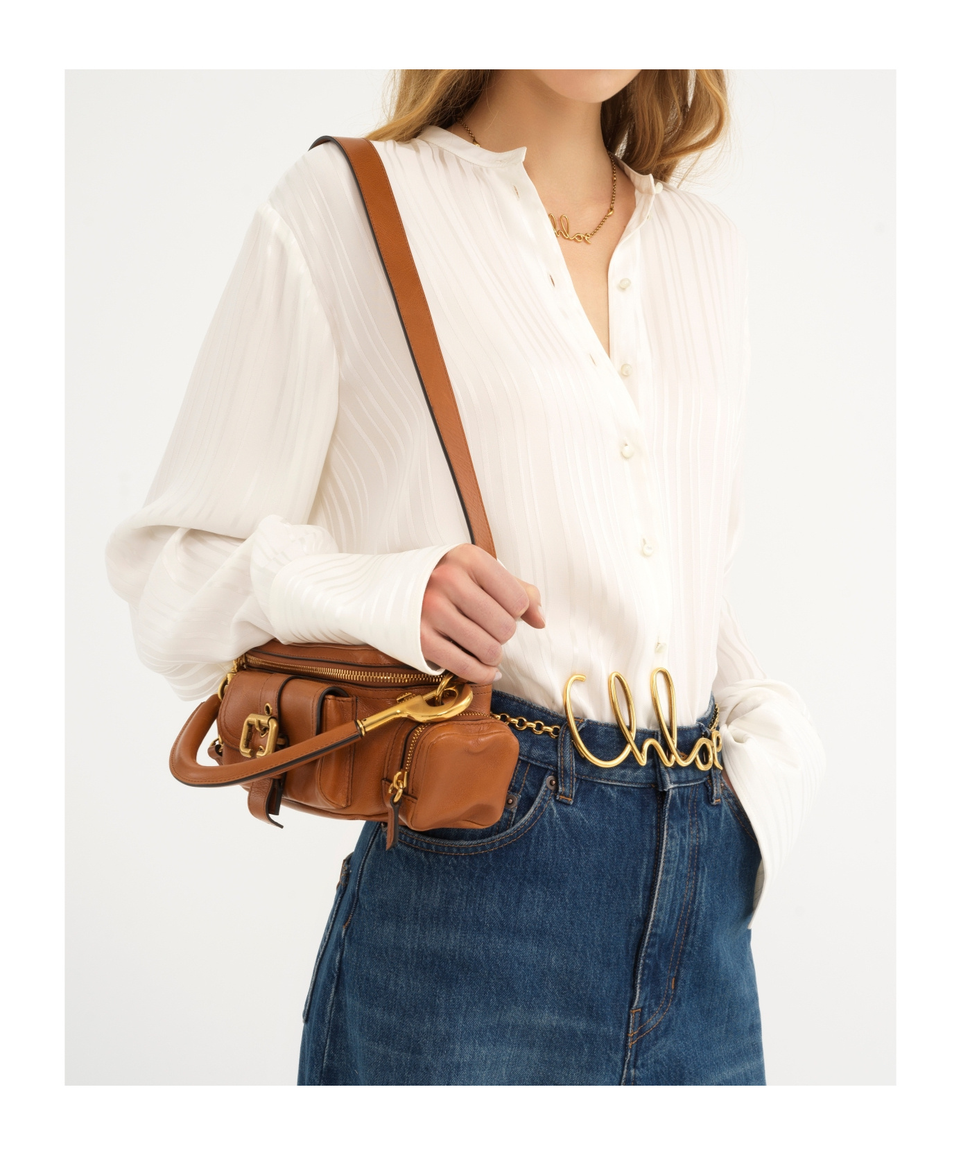 Chloé Large Camera Shoulder Bag In Brown