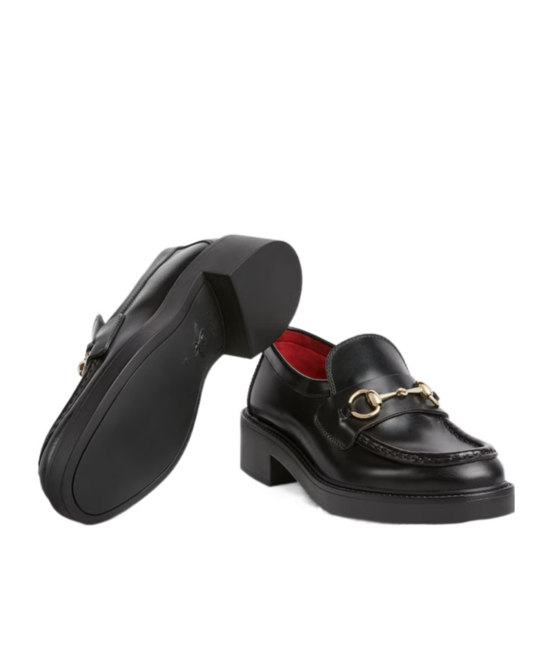 Gucci Logo-chain Leather Loafers In Black
